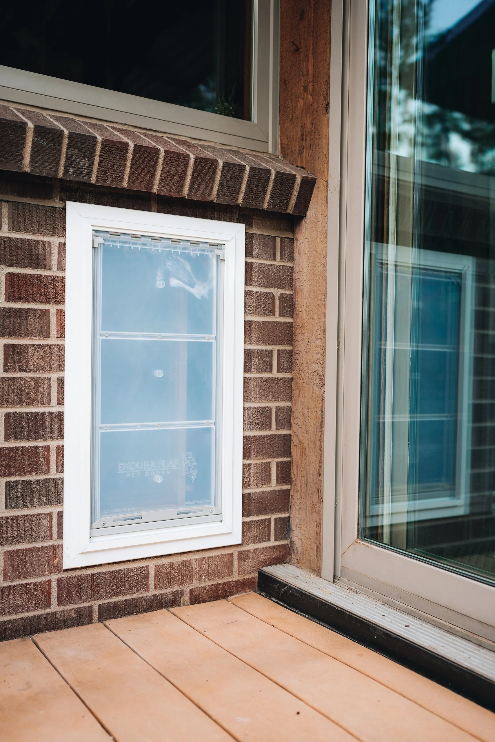 Endura Flap Pet Door for Thick Walls - Image 20