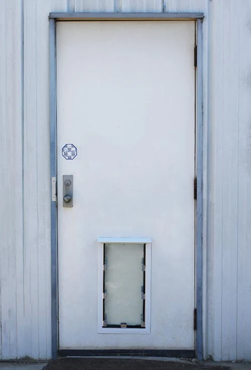 Hale Custom Dimension Pet Doors for Doors - Image 11