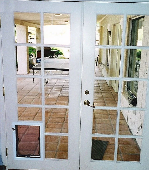 Hale Custom Dimension Pet Doors for Doors - Image 3