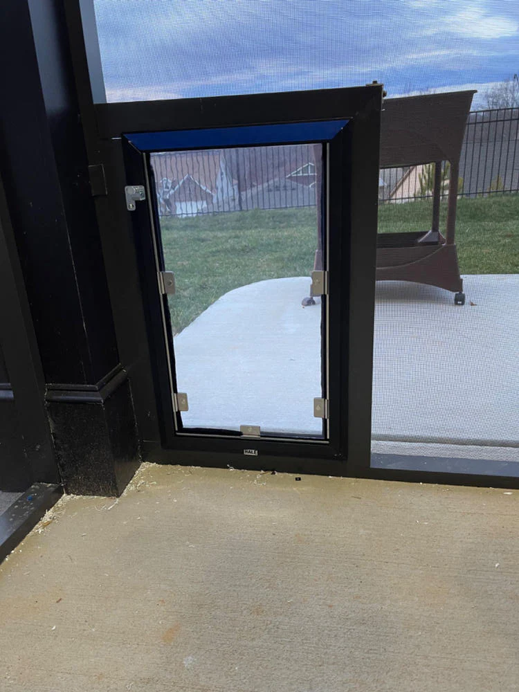 Hale Pet Door for Screens - Image 20