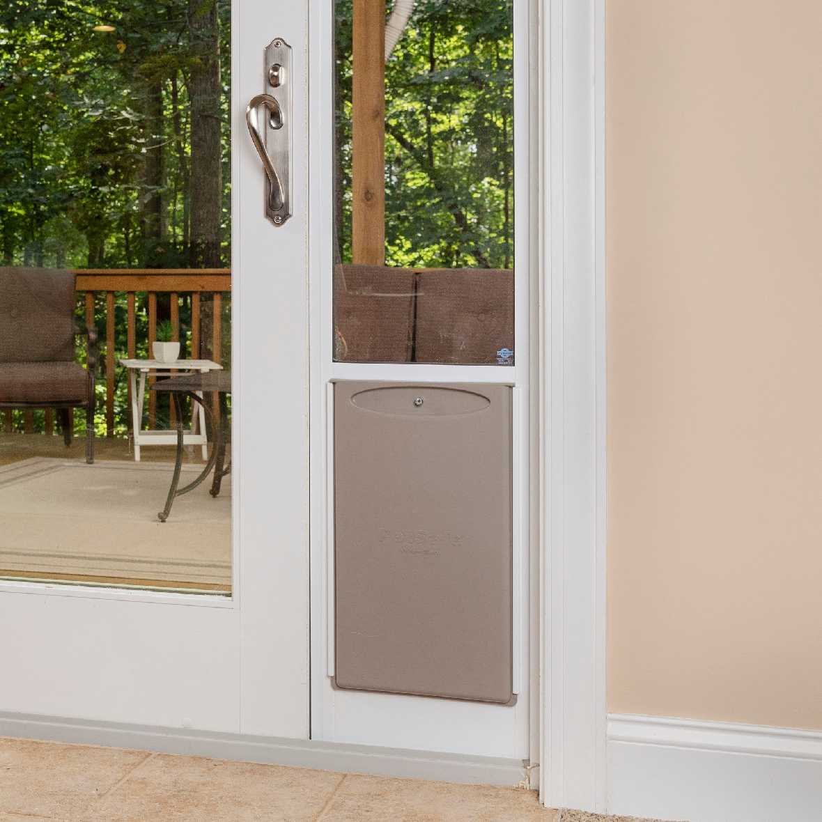 PetSafe Freedom Dog Door for Sliding Glass Door - Image 21